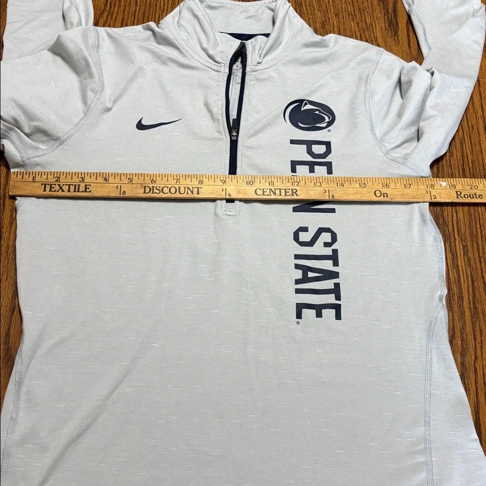 Nike Women’s 1/2 zip running LS